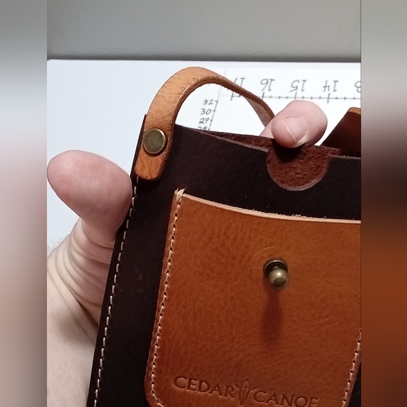 Cedar Canoe travel pouch - Picture 3 of 3